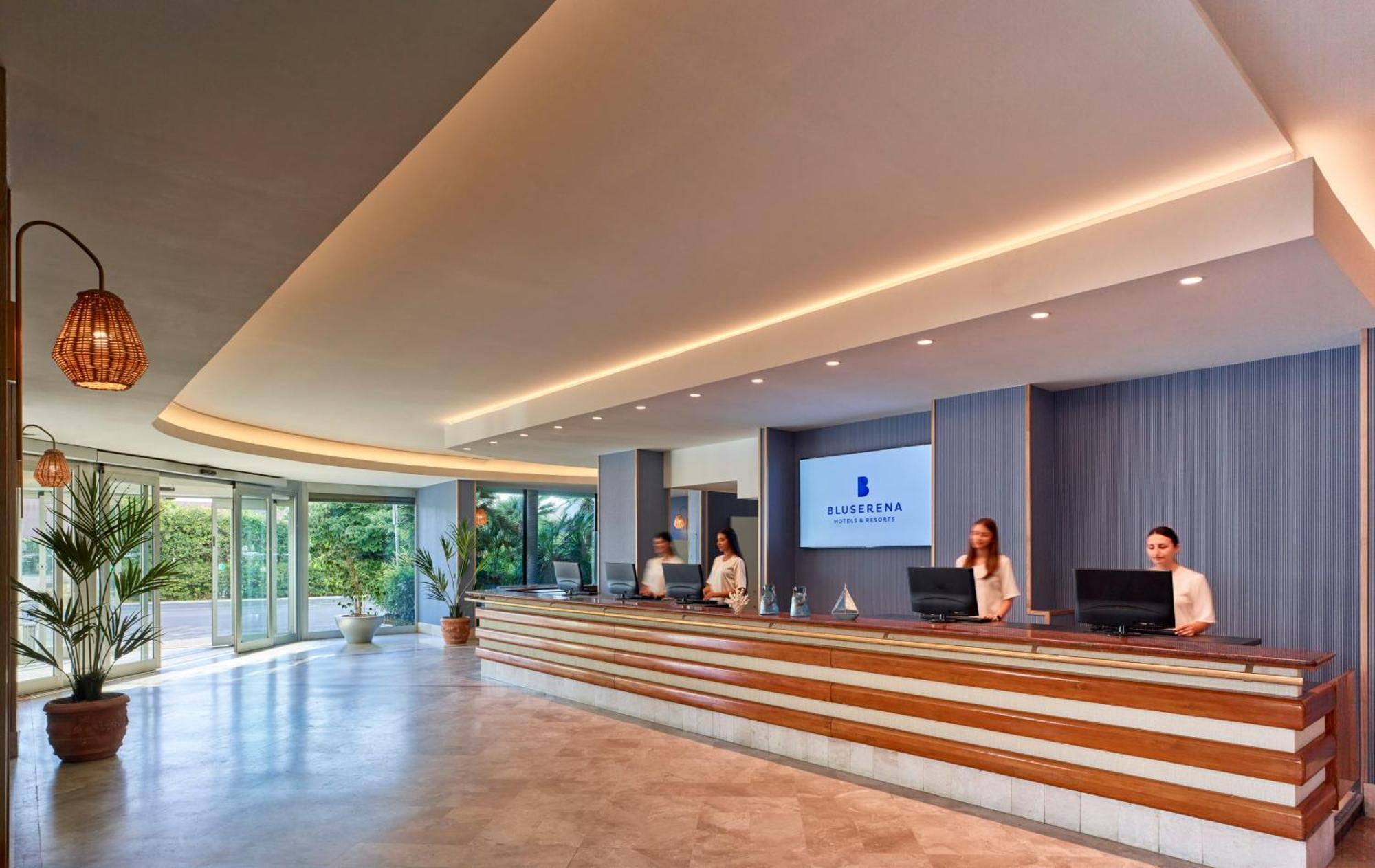 Serena Majestic Residence Montesilvano Marina Extérieur photo