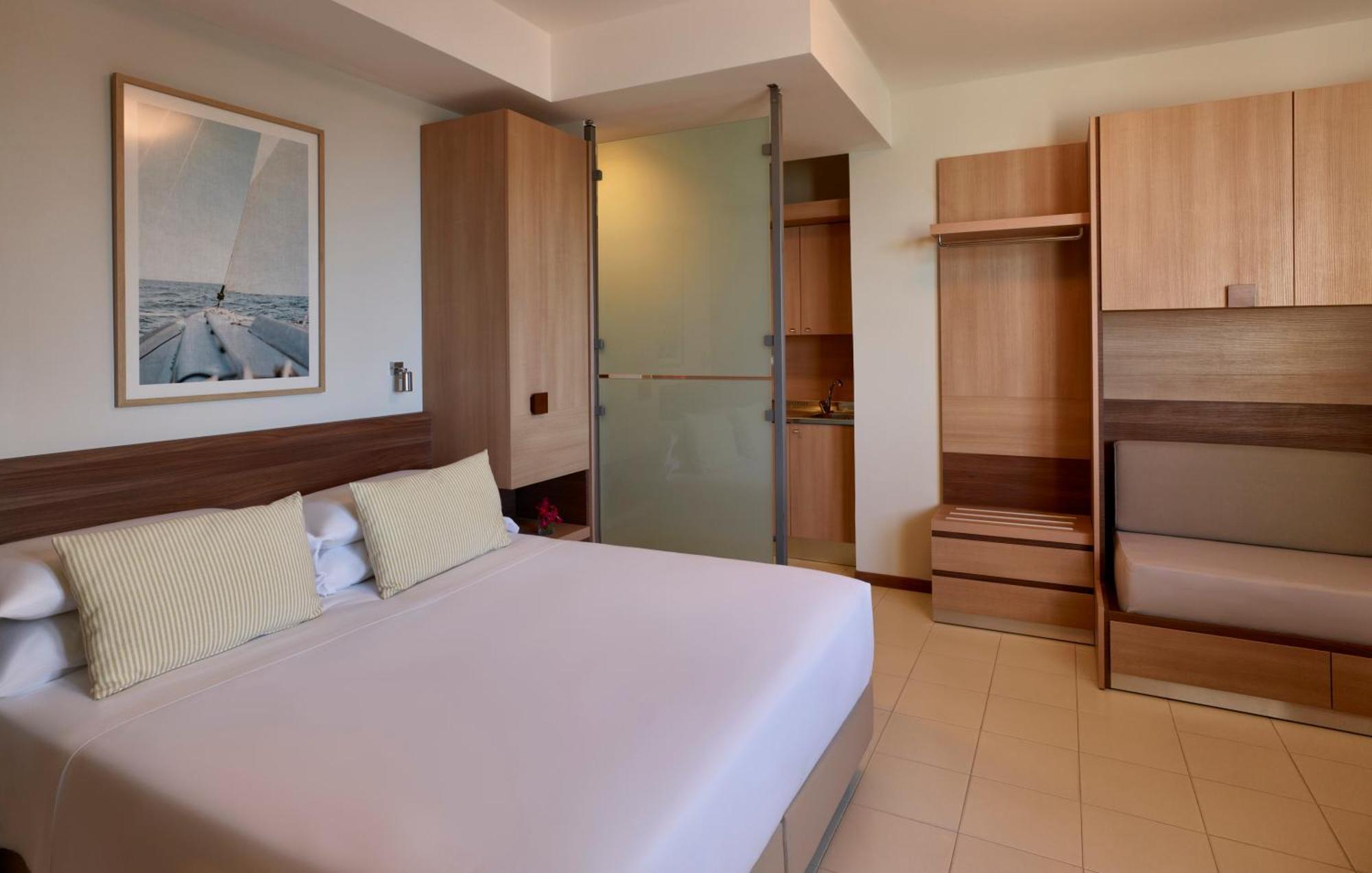 Serena Majestic Residence Montesilvano Marina Chambre photo