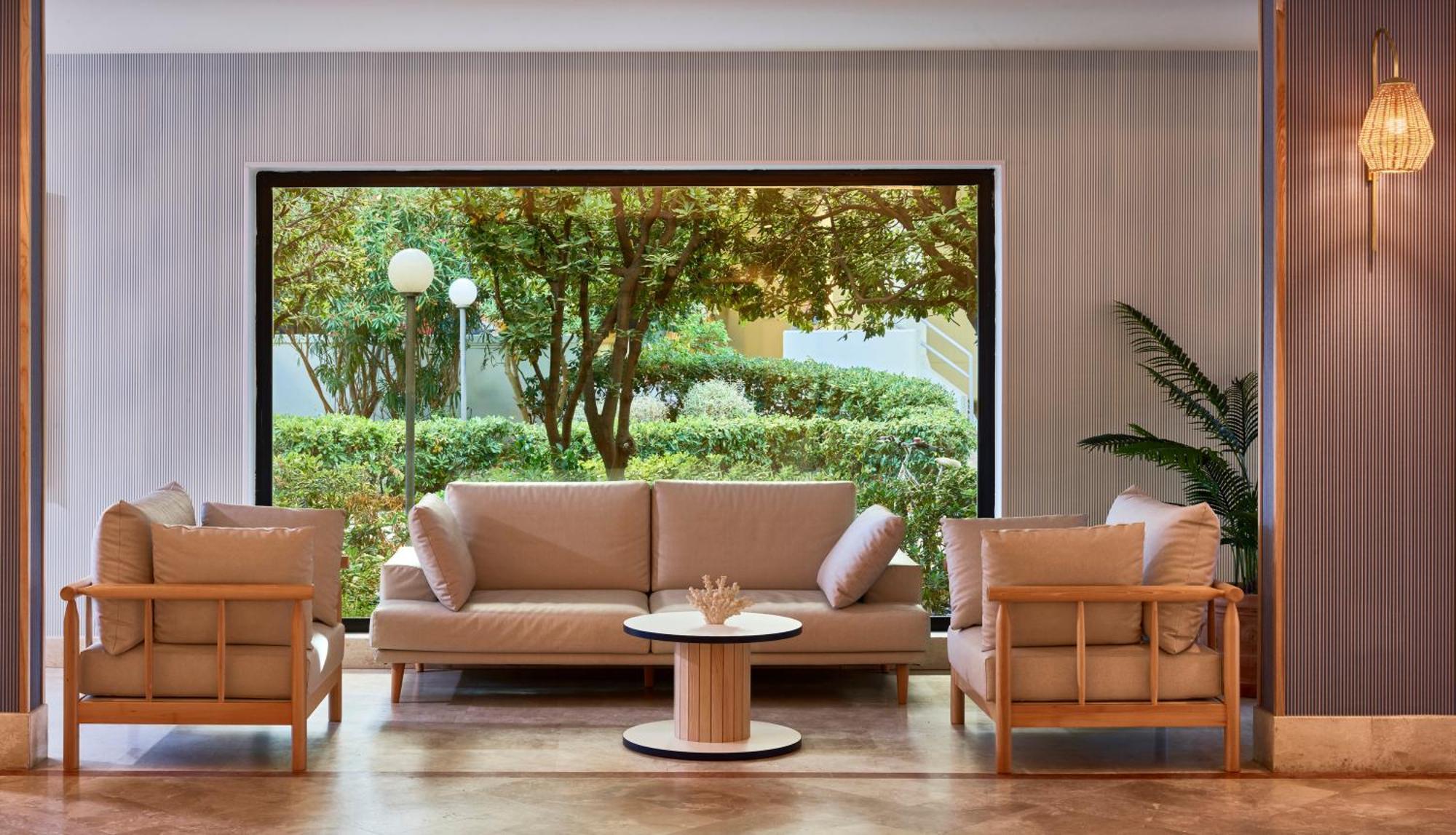 Serena Majestic Residence Montesilvano Marina Extérieur photo